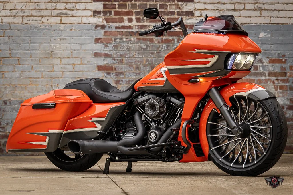 2023 HARLEY DAVIDSON ROAD GLIDE CUSTOM HOT ROD BAGGER - 